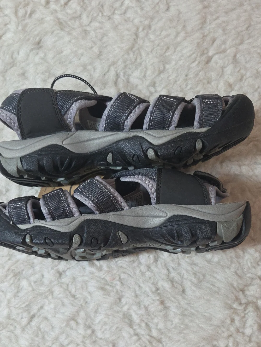 NWT Atika Gray Closet-Toe Outdoor Hiking Sport Sandals Sz 8